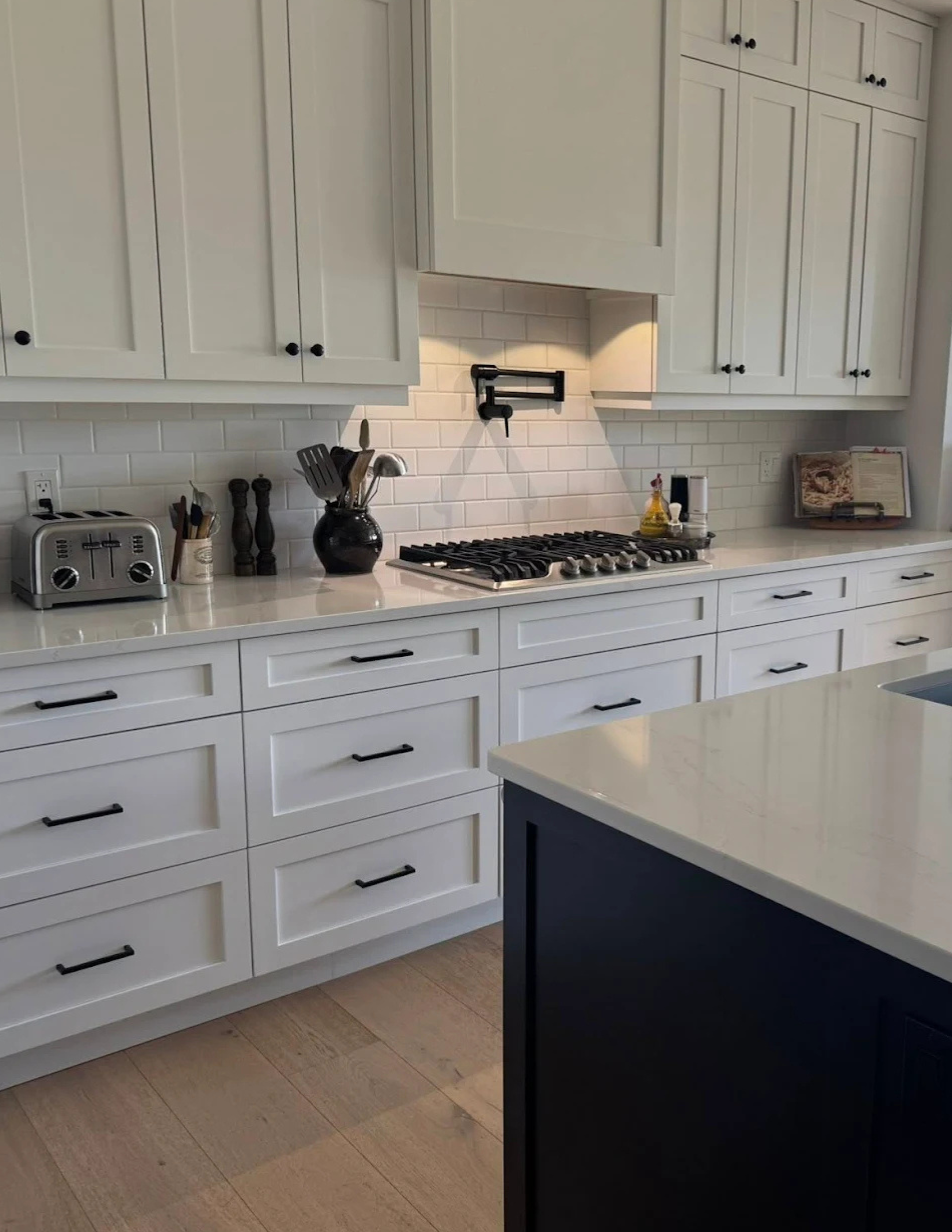 Local cleaning company in Nanaimo cleans a modern kitchen until spotless.