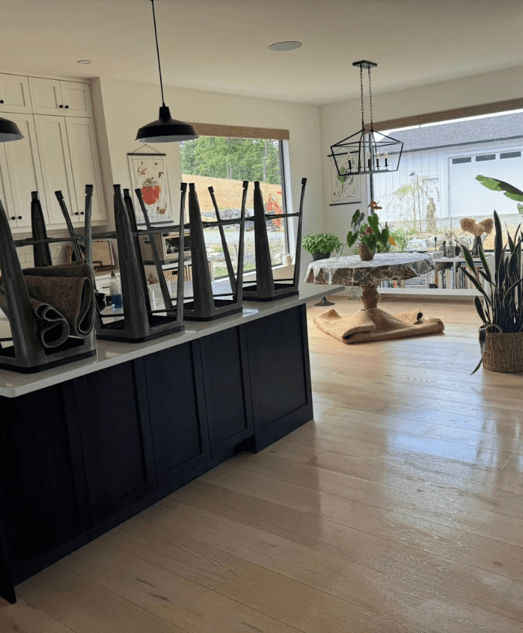 Nanaimo residential cleaning spotless kitchen with complete floor care.